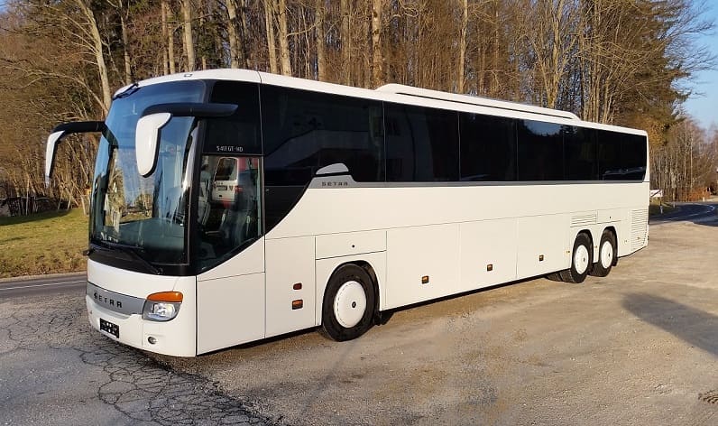 Burgenland: Buses hire in Güssing in Güssing and Austria